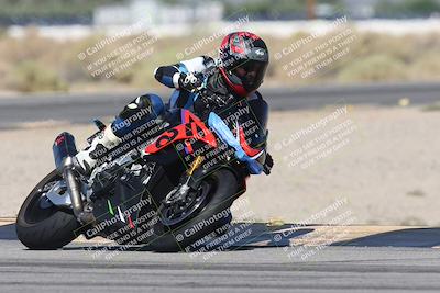media/Oct-13-2025-Moto Forza (Mon) [[a66d839500]]/3-B Group/Session 3 (Turn 16)/